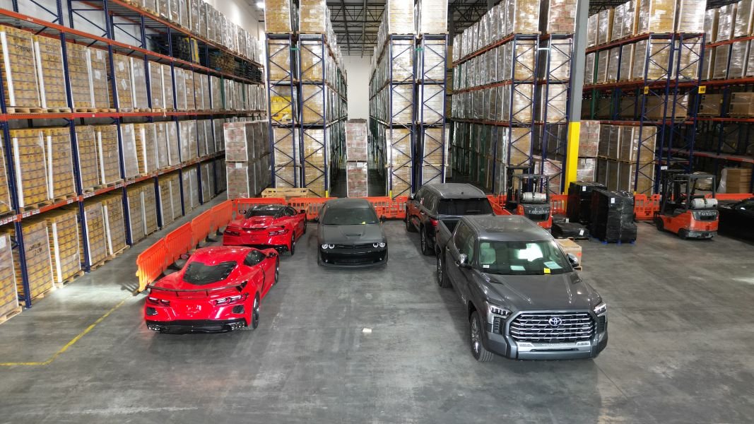 24-Hour Surveillance: Continuous security to protect your goods.